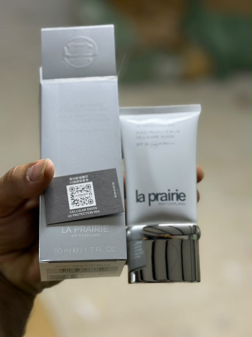 ضد آفتاب لاپری La Prairie دارای spf 50