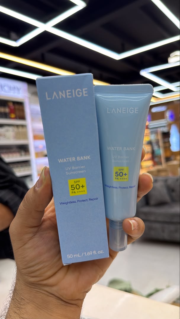 کرم ضد آفتابwater bank  با SPF 50 لانیژ